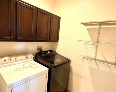 11853 Potomac Court - Photo Thumbnail 13