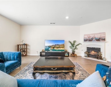 3258 Denali Drive - Photo Thumbnail 2