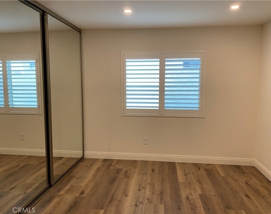 10226 Chaparral Way Unit B - Photo Thumbnail 11