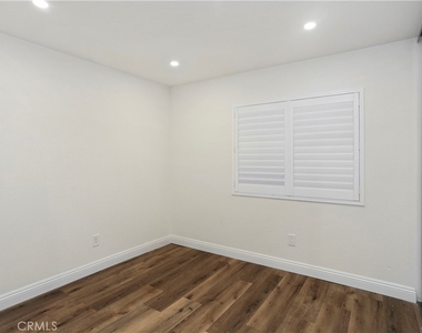 10226 Chaparral Way Unit B - Photo Thumbnail 9