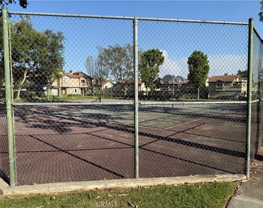 10226 Chaparral Way Unit B - Photo Thumbnail 15