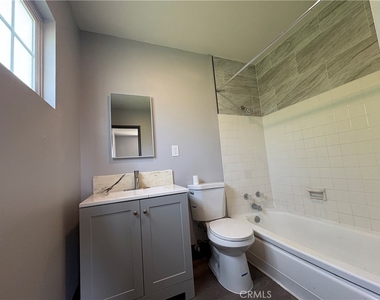 2001 E Wilshire Avenue - Photo Thumbnail 7