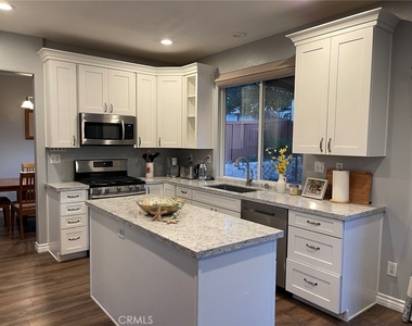 33551 Maplewood Ct - Photo Thumbnail 16
