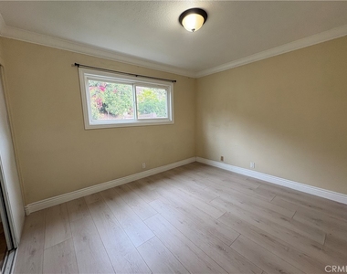 24177 Willow Creek Road - Photo Thumbnail 9
