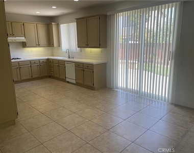 7071 Suffolk - Photo Thumbnail 7