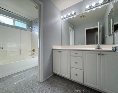 12900 Skokorat Court - Photo Thumbnail 22