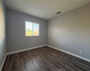 12900 Skokorat Court - Photo Thumbnail 9