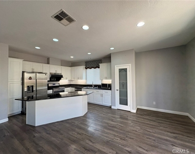 12900 Skokorat Court - Photo Thumbnail 7