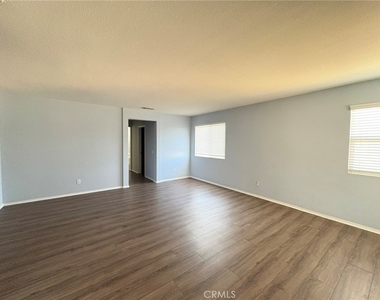 12900 Skokorat Court - Photo Thumbnail 14