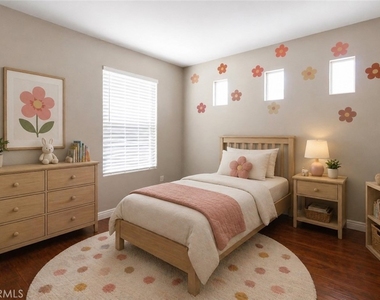 255 Roxanne Lane - Photo Thumbnail 12