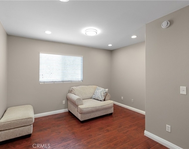 255 Roxanne Lane - Photo Thumbnail 23