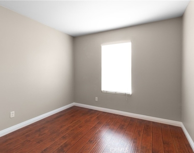 255 Roxanne Lane - Photo Thumbnail 26