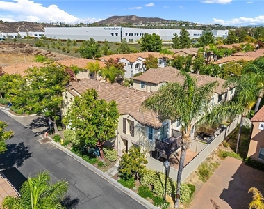 30299 Island Bay Lane - Photo Thumbnail 33