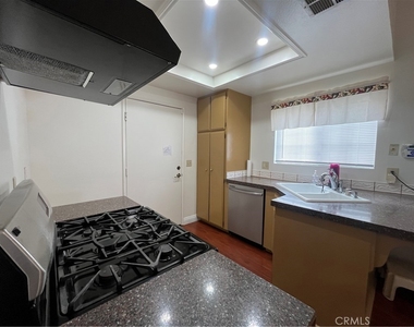 1368 Randolph Circle - Photo Thumbnail 4