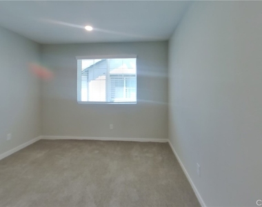 31711 Willowood Way - Photo Thumbnail 12