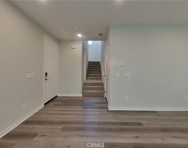 31711 Willowood Way - Photo Thumbnail 2