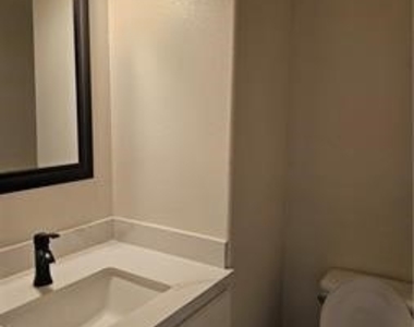 4206 Vahan Court - Photo Thumbnail 3
