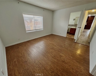 2121 E Avenue I - Photo Thumbnail 23