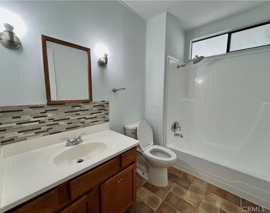 2121 E Avenue I - Photo Thumbnail 19