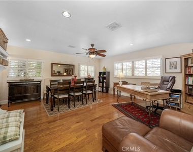 4571 Canoga Drive - Photo Thumbnail 8