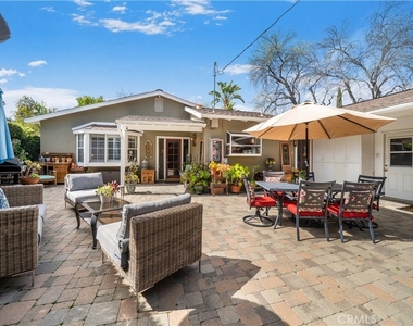 4571 Canoga Drive - Photo Thumbnail 23