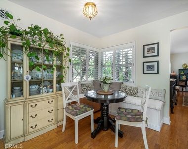 4571 Canoga Drive - Photo Thumbnail 13