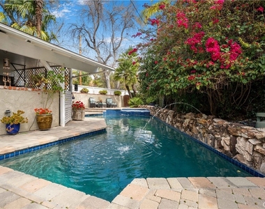 4571 Canoga Drive - Photo Thumbnail 24