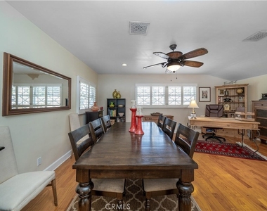 4571 Canoga Drive - Photo Thumbnail 7