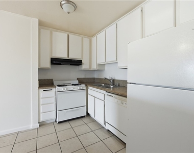 12203 Magnolia - Photo Thumbnail 6
