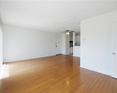 12203 Magnolia - Photo Thumbnail 15