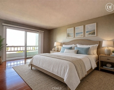 54 Hilltop Circle - Photo Thumbnail 4