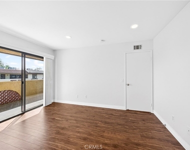25261 Tanoak - Photo Thumbnail 23