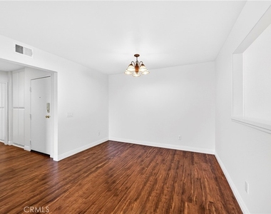 25261 Tanoak - Photo Thumbnail 7