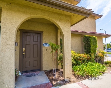 25261 Tanoak - Photo Thumbnail 4