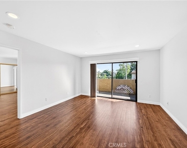 25261 Tanoak - Photo Thumbnail 8