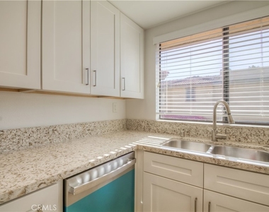 25261 Tanoak - Photo Thumbnail 18