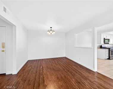 25261 Tanoak - Photo Thumbnail 11
