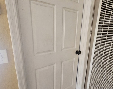 1319 E 59th - Photo Thumbnail 16