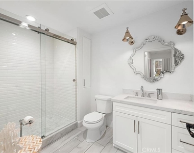 2123 Watermarke Place - Photo Thumbnail 22