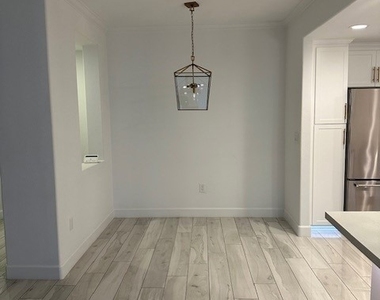 2123 Watermarke Place - Photo Thumbnail 4