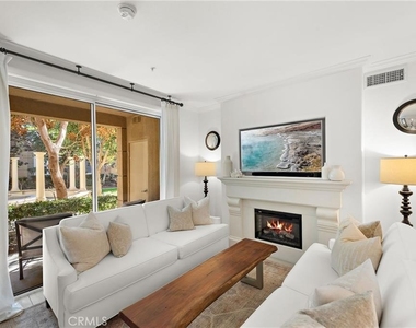 2123 Watermarke Place - Photo Thumbnail 11