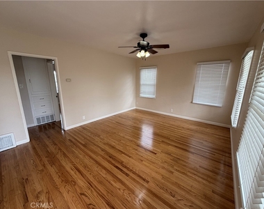 210 S Bush Street - Photo Thumbnail 7