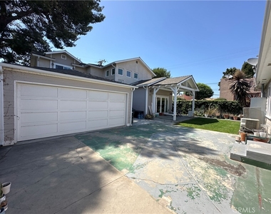 210 S Bush Street - Photo Thumbnail 33
