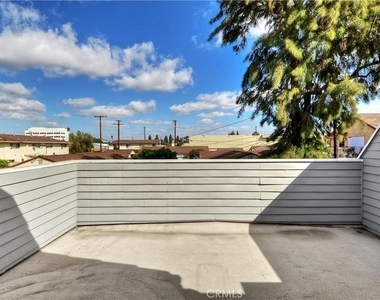 10411 Garden Grove - Photo Thumbnail 14