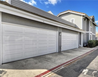 10411 Garden Grove - Photo Thumbnail 17