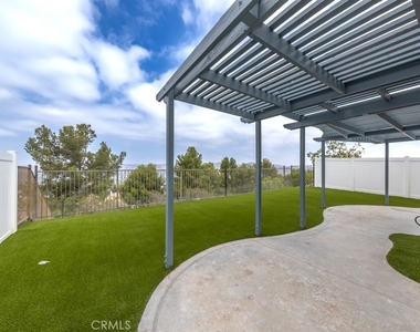 933 S Dylan Way - Photo Thumbnail 27