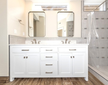 933 S Dylan Way - Photo Thumbnail 17