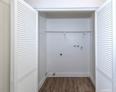 933 S Dylan Way - Photo Thumbnail 25
