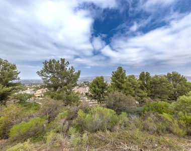 933 S Dylan Way - Photo Thumbnail 33