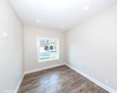 933 S Dylan Way - Photo Thumbnail 22